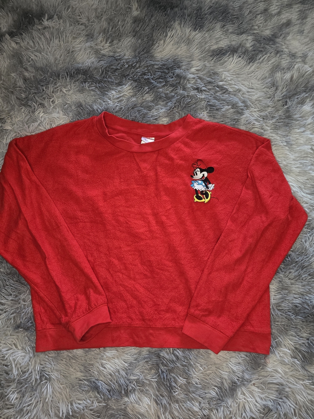 Disney Red Crewneck with Embroidered Minnie Mouse Size Medium